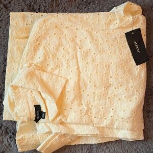 Alfani Calla Lily Eyelet Style Cream Button Size M